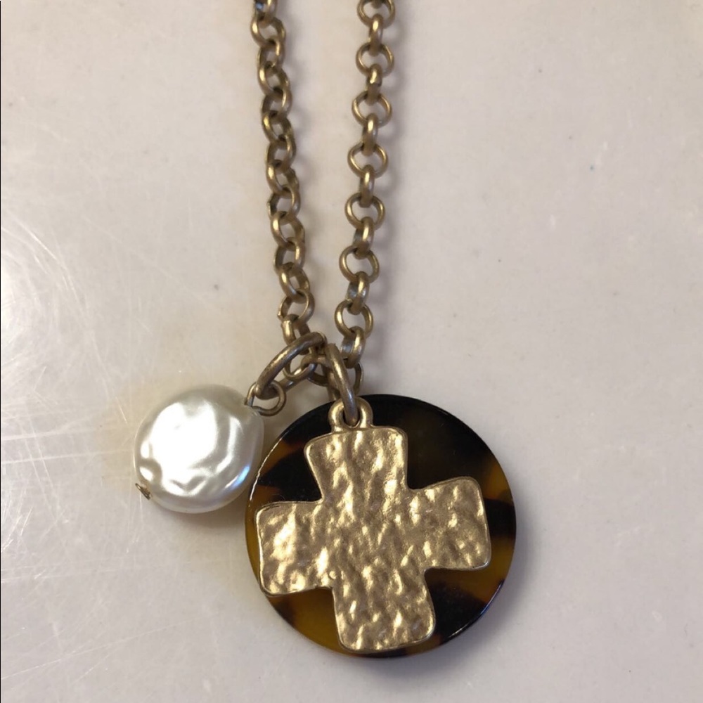 Tortoise necklace